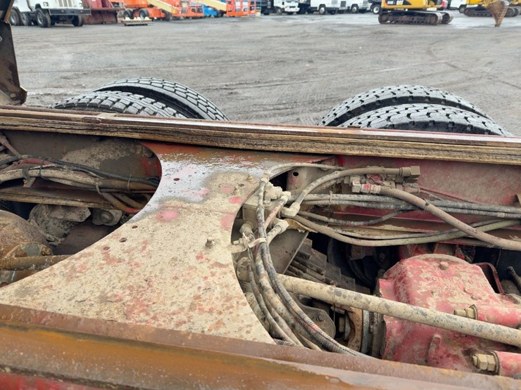 2000-mack-rd688s-image-24