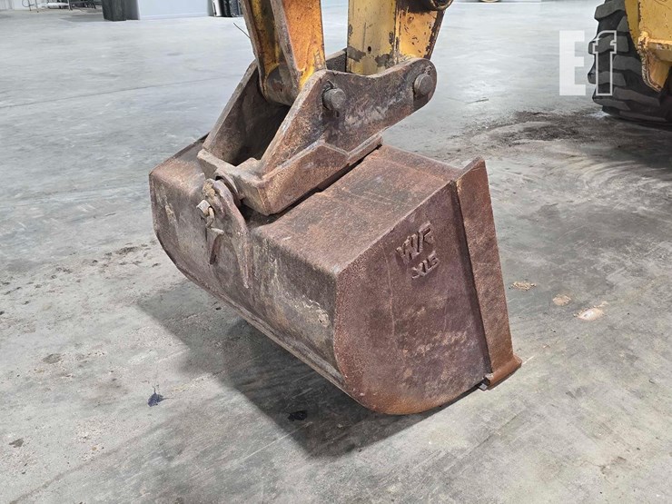 2005-deere-410g-image-16