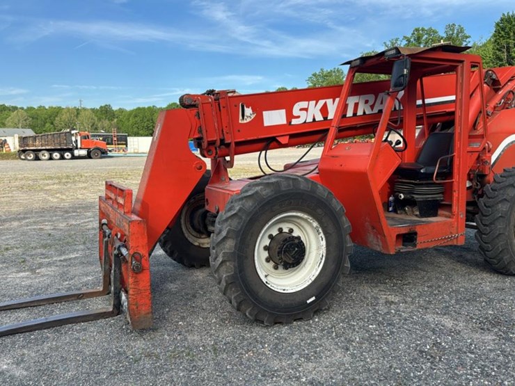 sky-trak-8042-image-1