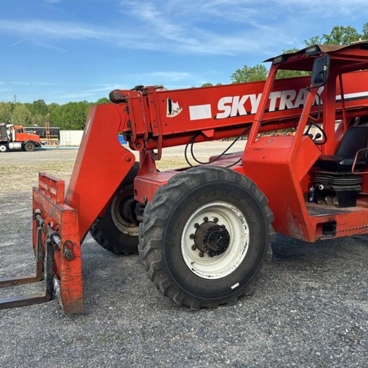 SKY TRAK 8042