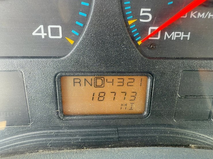 2006-international-7400-image-29