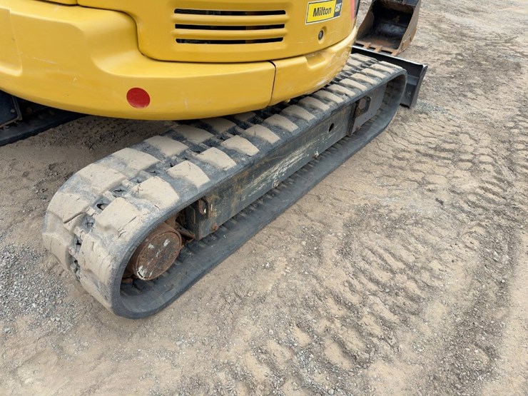 2017-caterpillar-305e2-cr-image-21