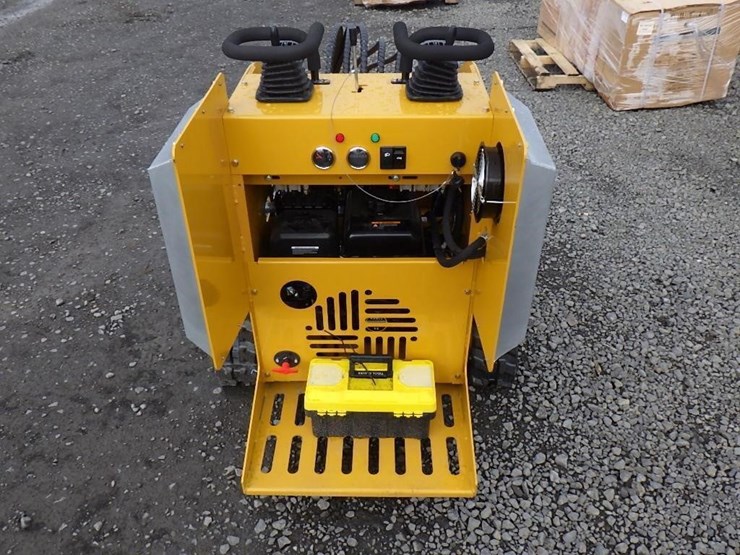 2026-ir-l30-skid-steer-tracked-loader-image-8