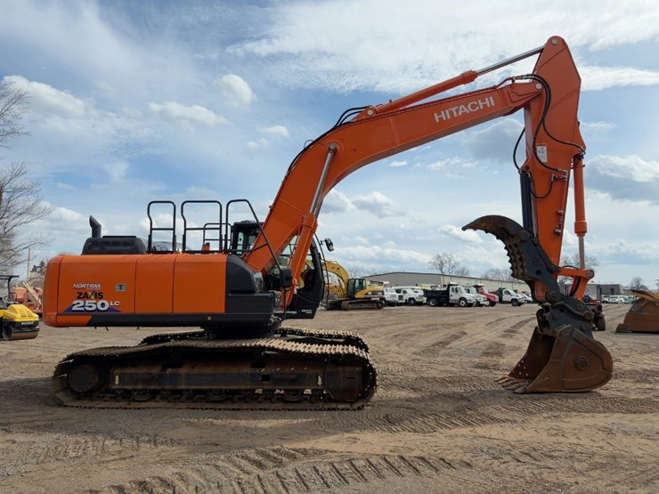2018-hitachi-zx250-lc-6n-----image-6