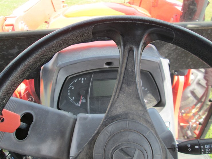 2022-kubota-m6s-111-image-40