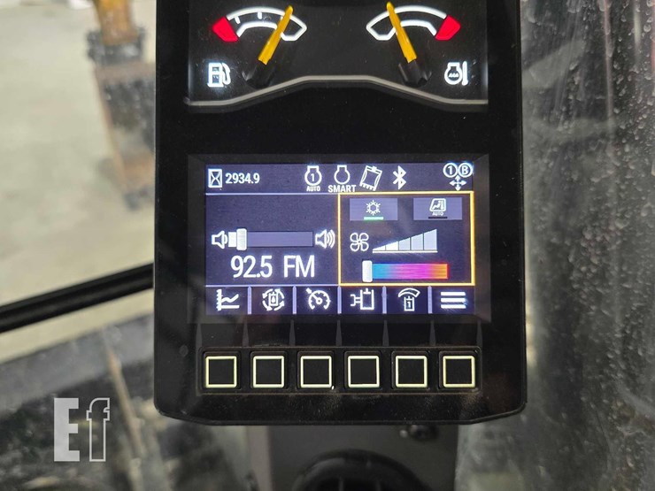 2022-caterpillar-307.5-image-25