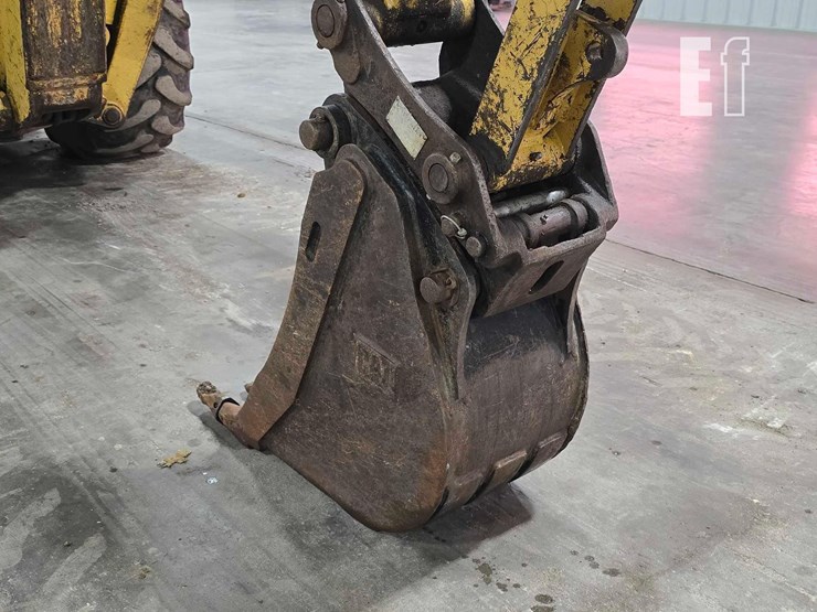 2003-caterpillar-420d-it-image-17