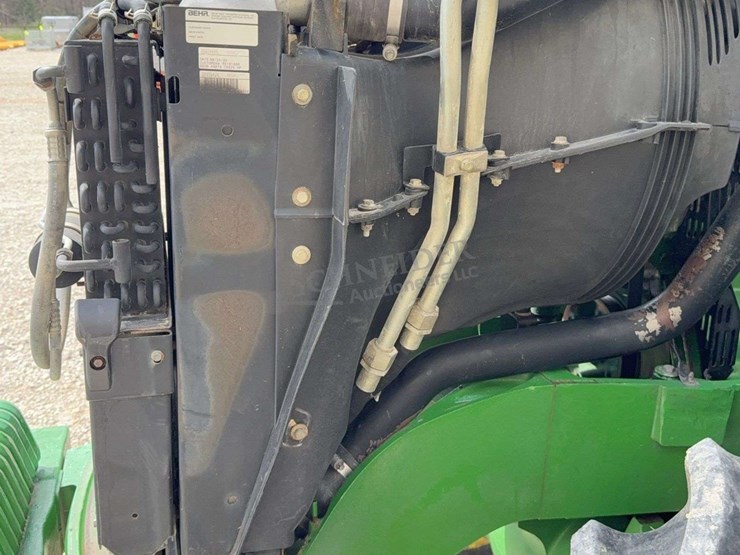 john-deere-200-image-58