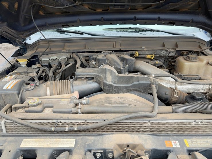 2012-ford-f550-xl-image-12