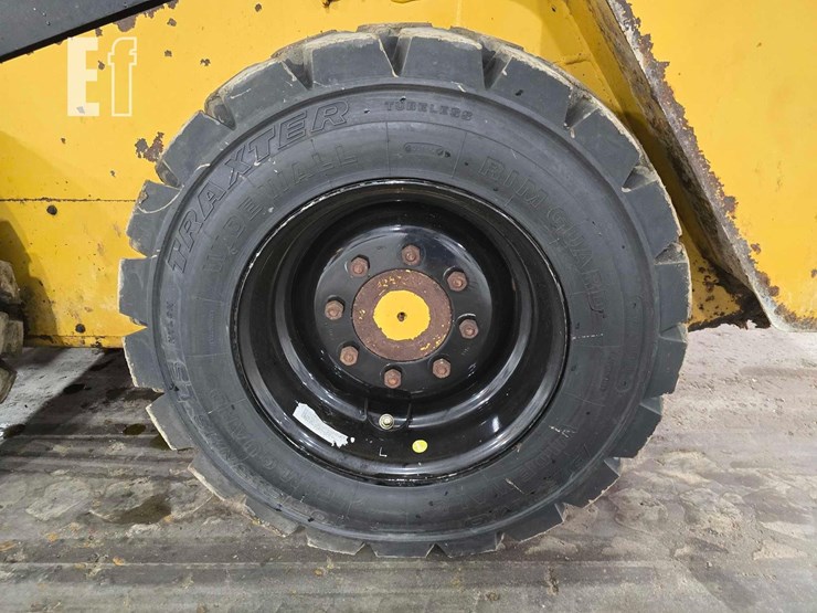 2021-caterpillar-226d3-image-26