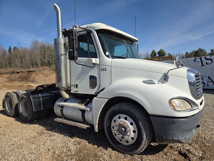 2007-massey-ferguson-8-image-7
