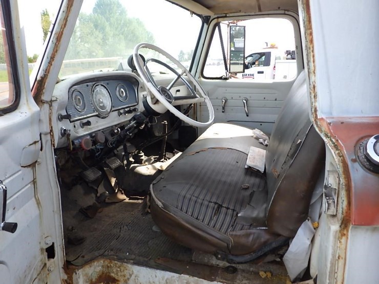 1961-ford-f600-image-15