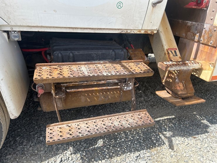 2014-international-4400-sba-image-21