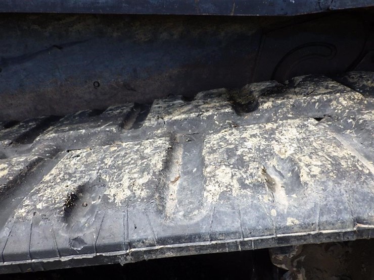 2012-kubota-svl75-image-18