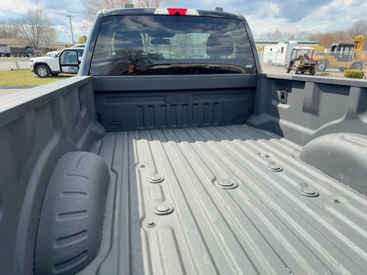 2023-ford-f450-xlt-image-17