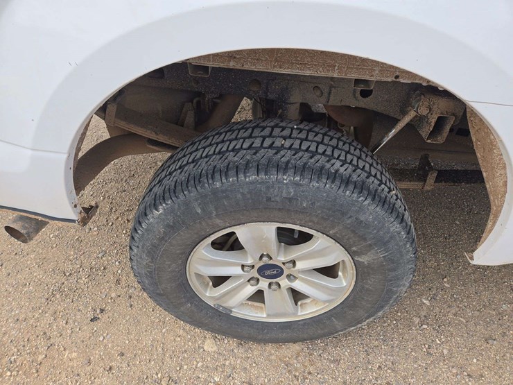 2017-ford-f150-xl-image-9