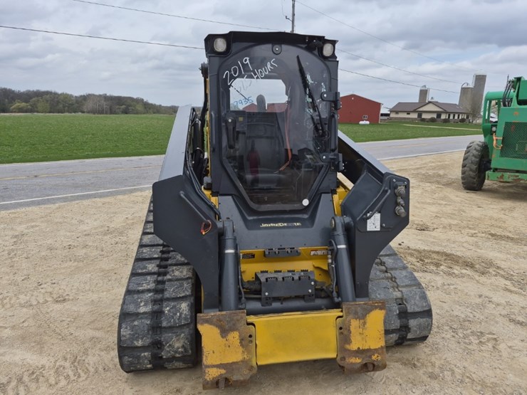 2019-deere-333g-image-4