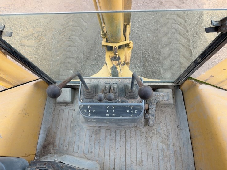 1996-caterpillar-416c-image-27