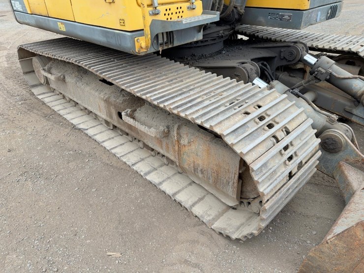 2006-volvo-ec140b-lc-image-19