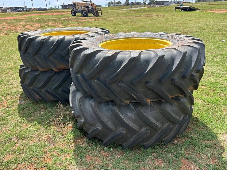 john-deere-r4038-image-2