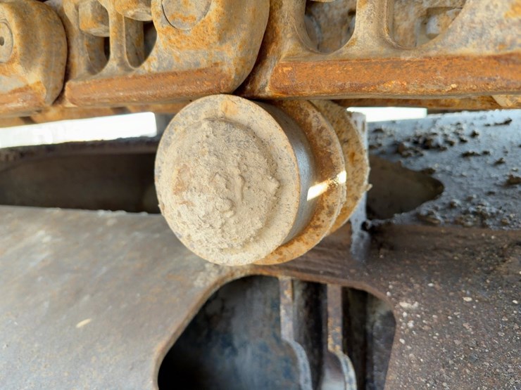 2009-komatsu-pc228us-lc-3e0-image-19