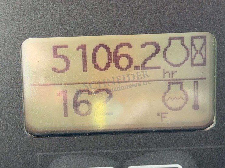 john-deere-200-image-84