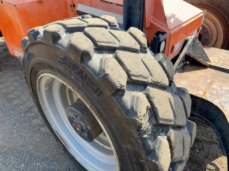 2014-sky-trak-10054-image-9