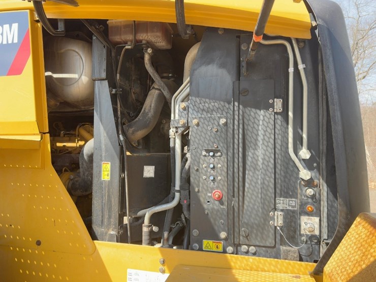 2016-caterpillar-938m-image-22