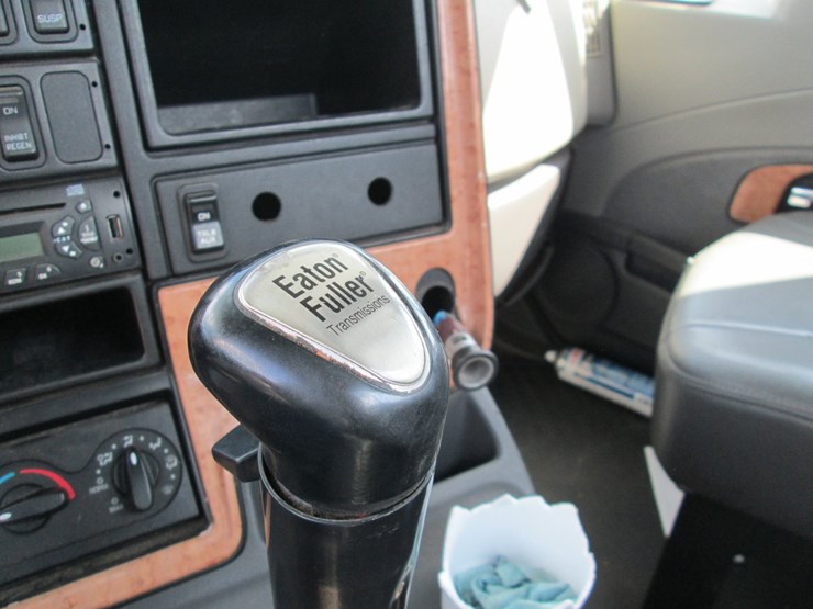 2012-international-prostar-image-31