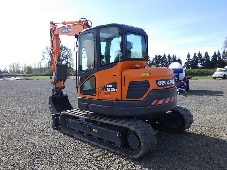 2023-develon-dx85r-3-hydraulic-excavator-image-6