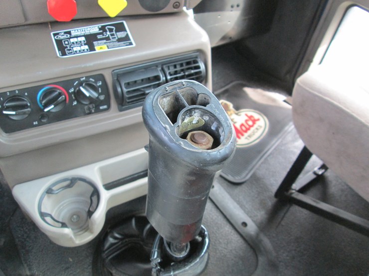 2007-mack-chn613-image-33