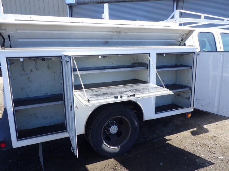 2009-chevrolet-3500hd-image-8