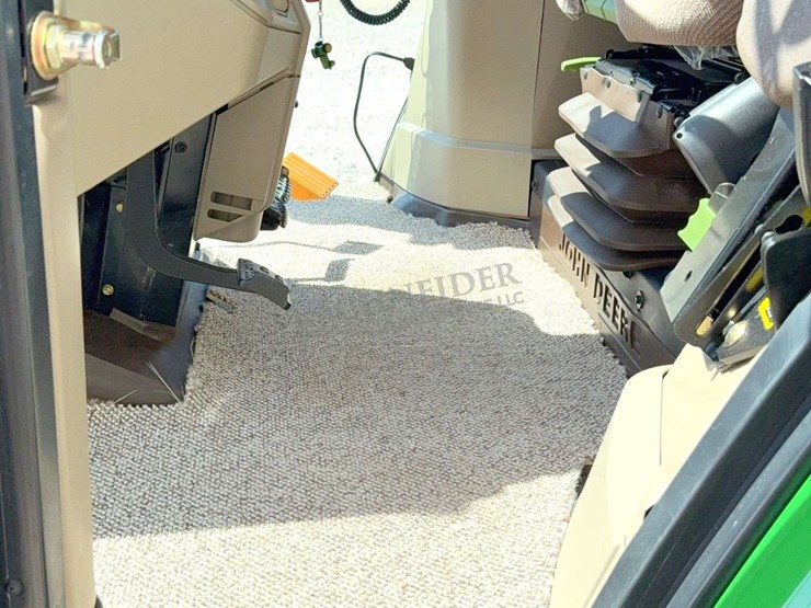 2004-john-deere-7320-image-65