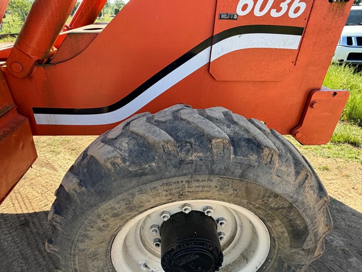 2000-sky-trak-6036-image-7