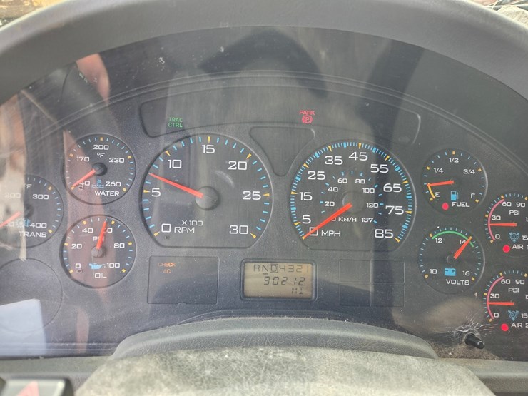 2002-international-7300-image-67