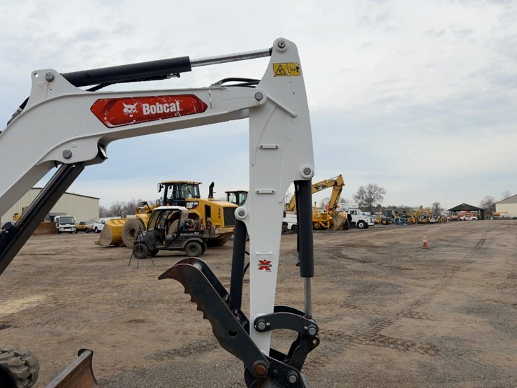2023-bobcat-e42-image-10