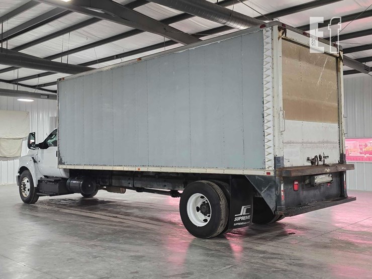 2021-ford-f750-sd-image-4