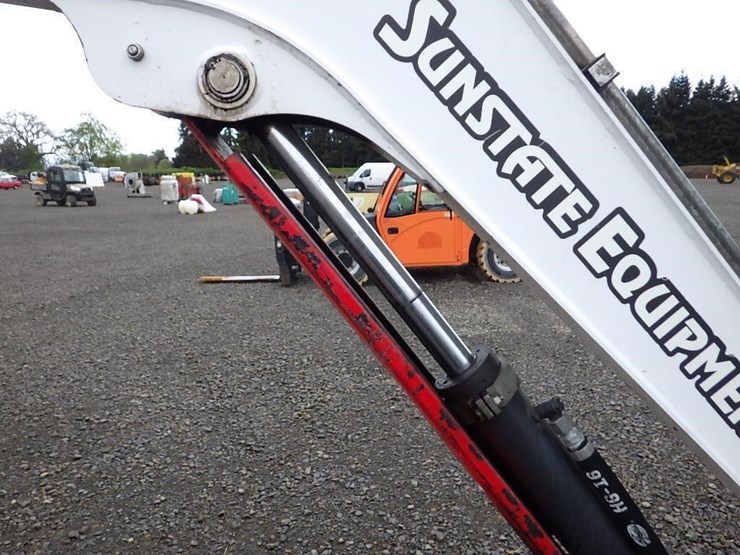 2020-bobcat-e26-image-16