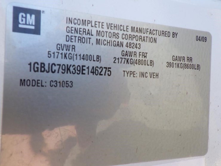 2009-chevrolet-3500hd-image-16