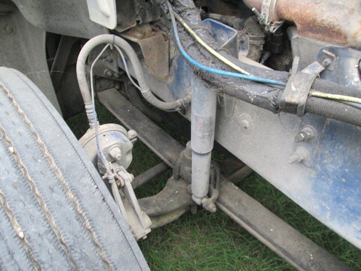 #46168-•-inop-2006-mack-613-vision-t/a-daycab-truck-tractor-1m1ak06yx6n010204-image-22