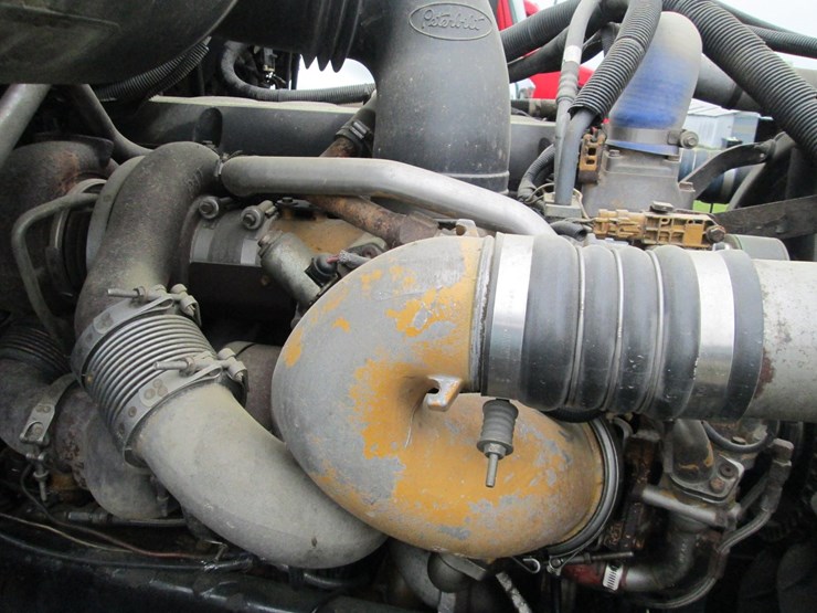 2008-peterbilt-387-image-23