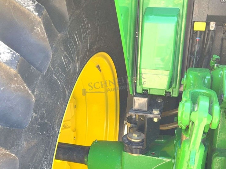 2004-john-deere-7320-image-34