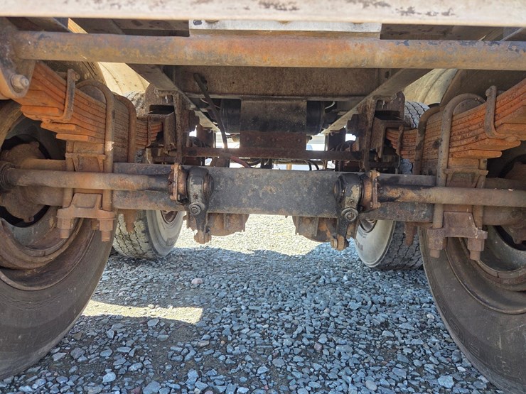 1978-walker-tanker-image-33