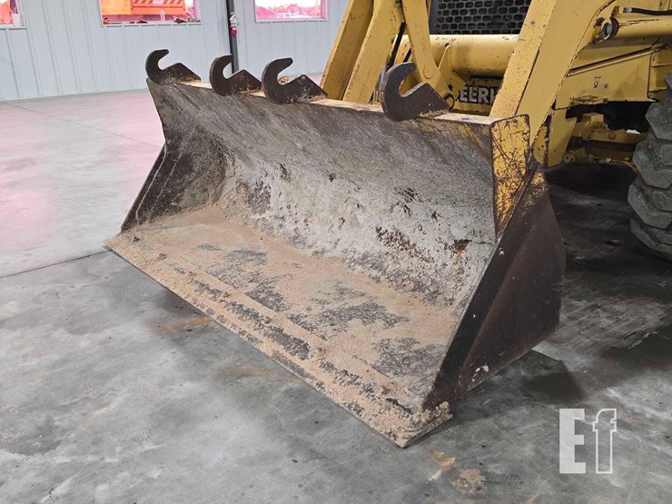 2006-deere-310sg-image-9