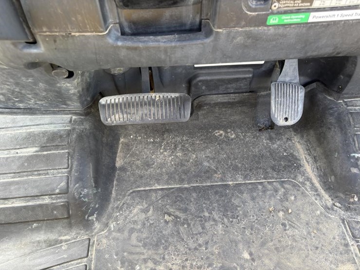 2015-yale-gdp80-forklift-image-26