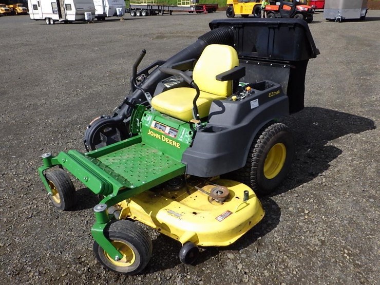 john-deere-z445-image-1
