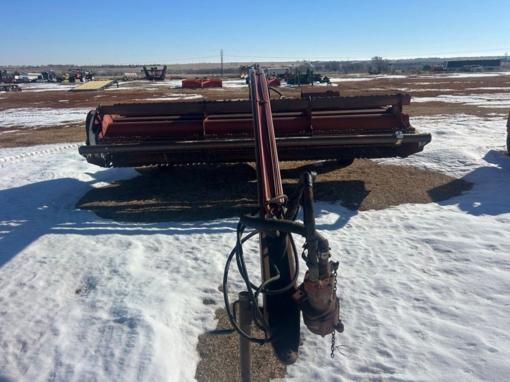 hesston-1014-image-2