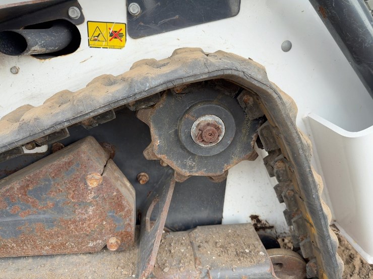 2023-bobcat-mt100-image-15