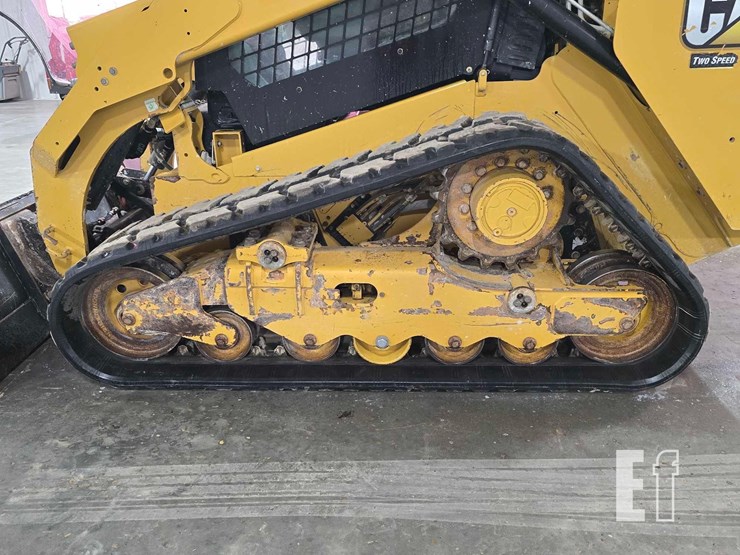2020-caterpillar-289d3-image-27
