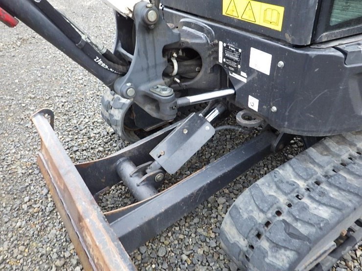 2020-bobcat-e26-image-12